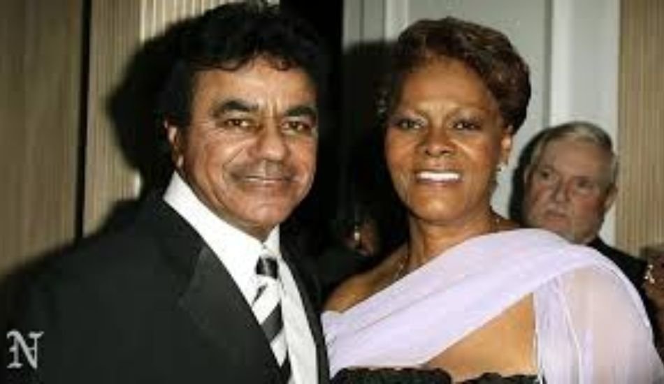 Johnny Mathis Wif