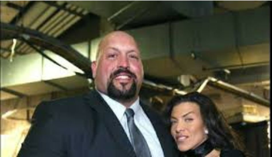 Bess Katramados Height